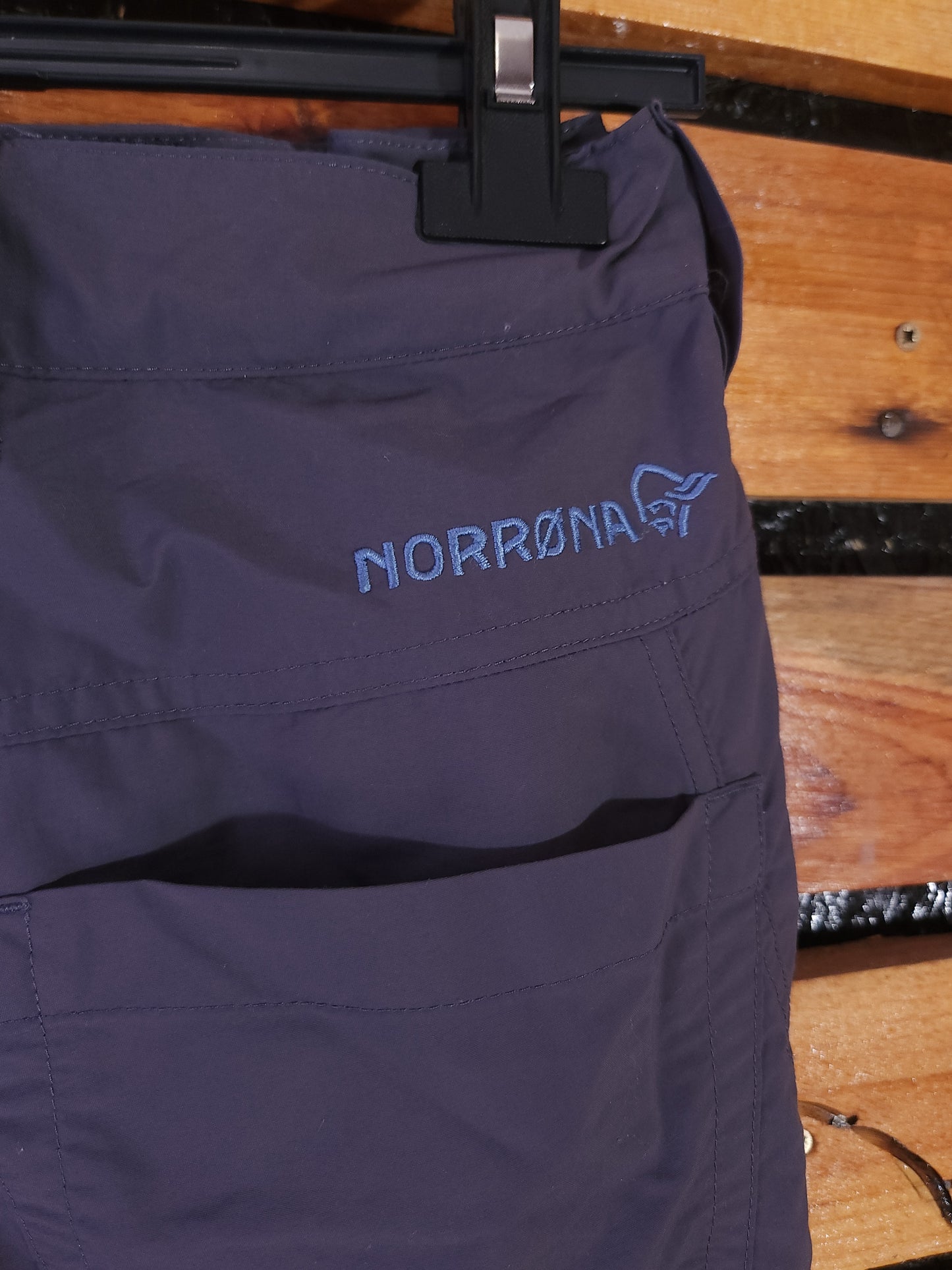 Norrona SoftShell Къси Панталони Дамски S