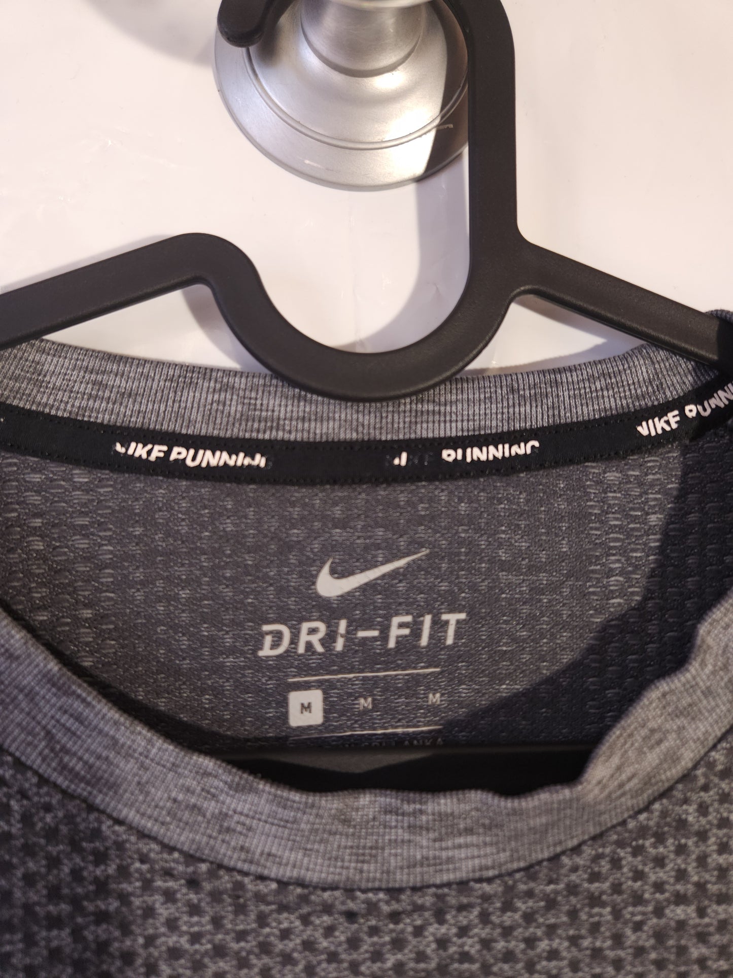 NIKE Dri-Fit Тениска/Мъжка М