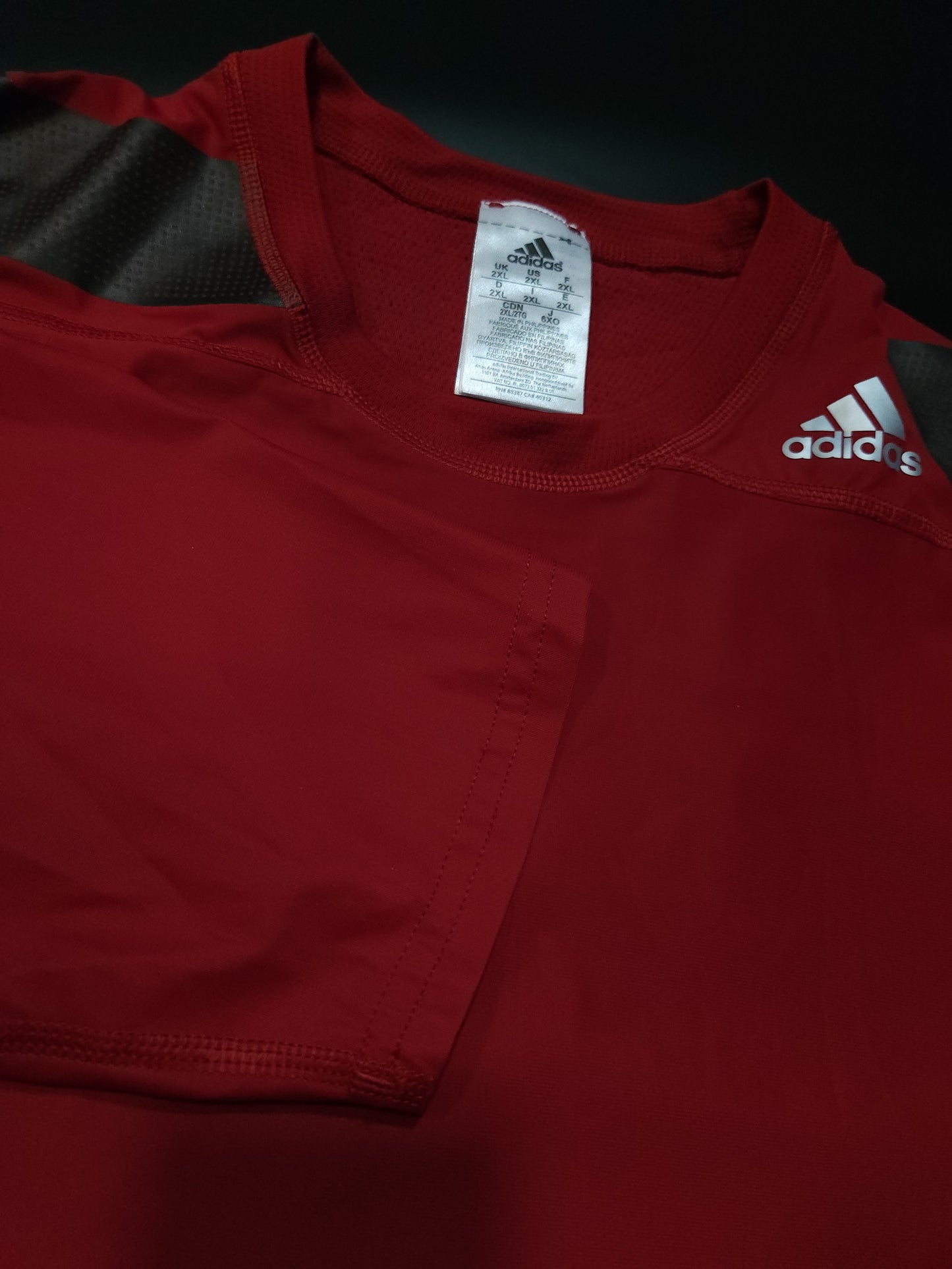 ADIDAS Tech-Fit Тениска L/XL