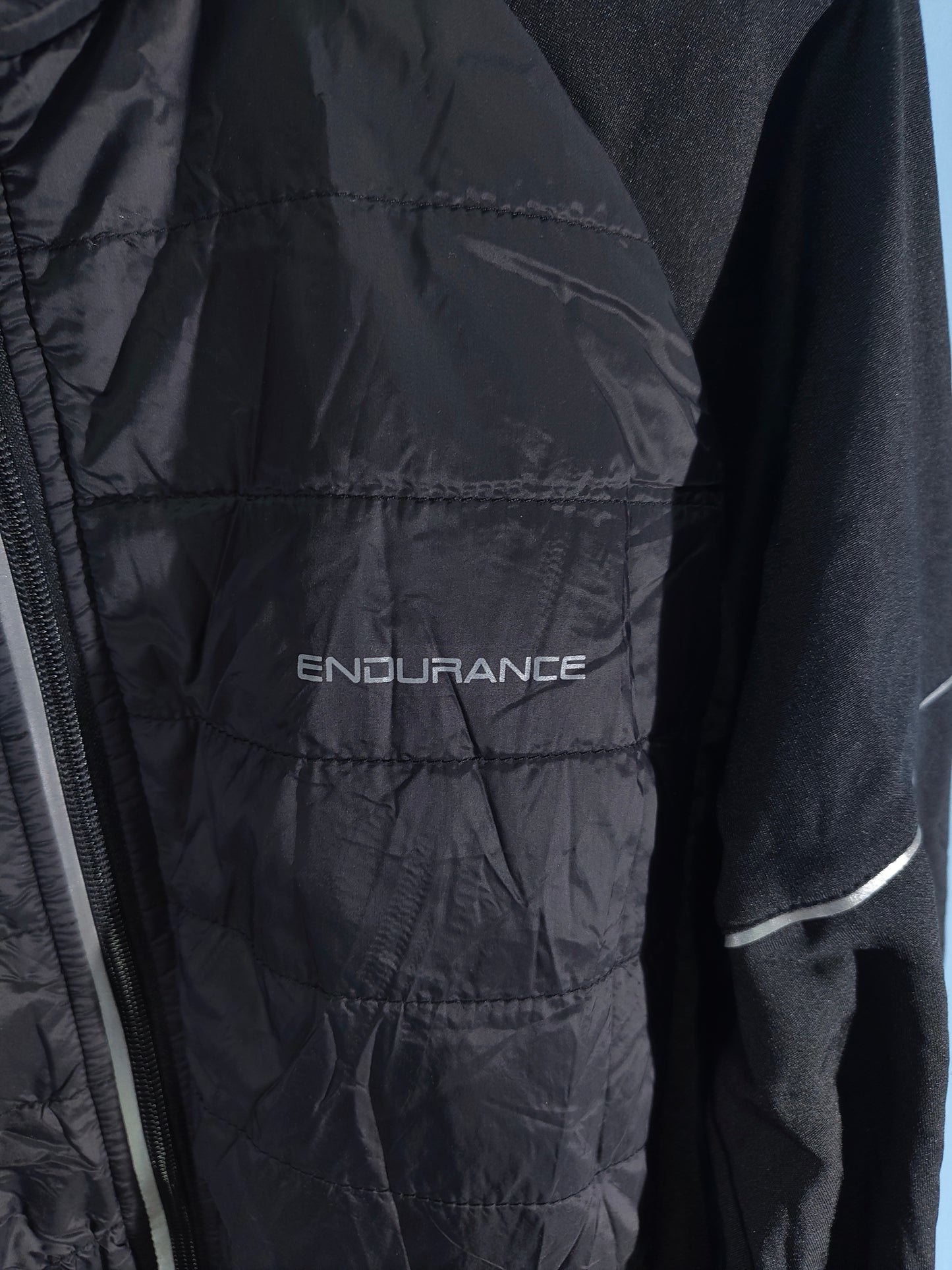 Endurance Горнище/Яке Мъжко M