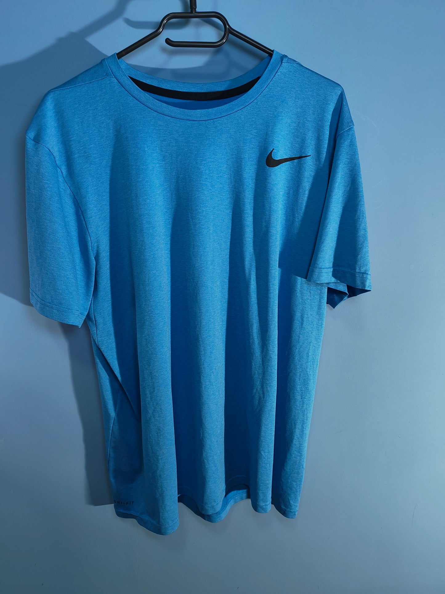NIKE Dri-Fit Тениска/Мъжка L